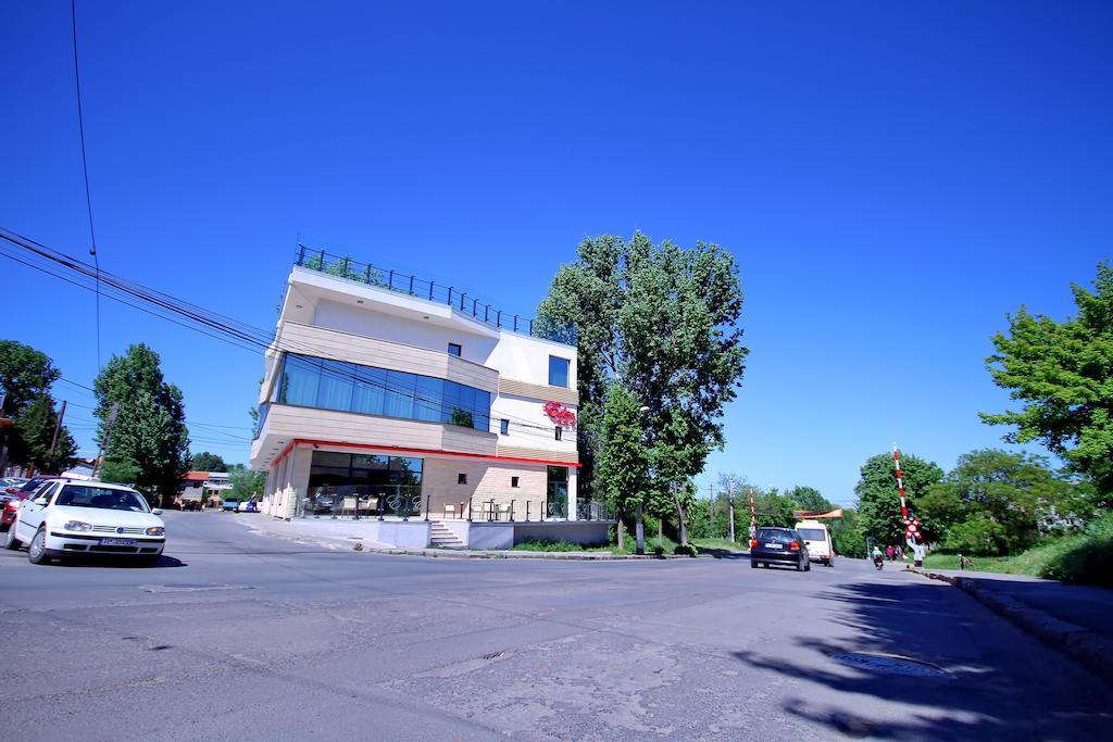 Hotel Eden ทูลเซีย ภายนอก รูปภาพ