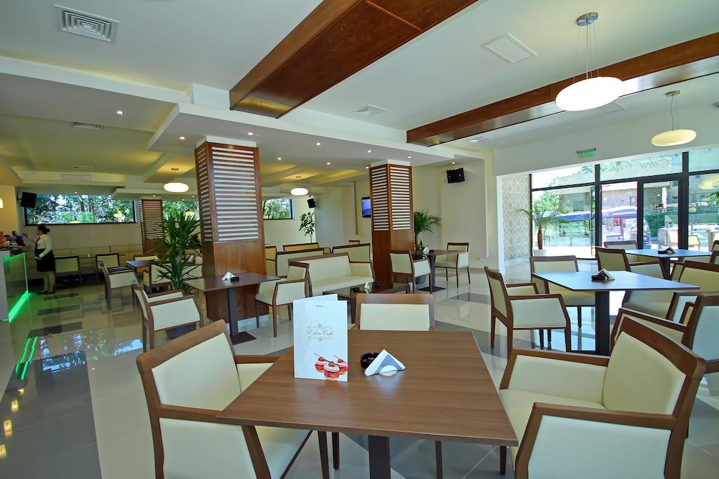 Hotel Eden ทูลเซีย ภายนอก รูปภาพ